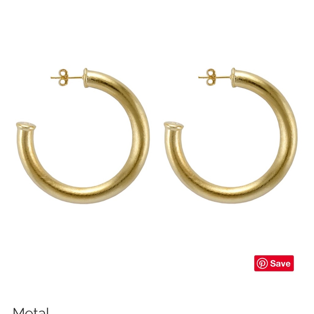 Sheila Fajl Chantal hoops